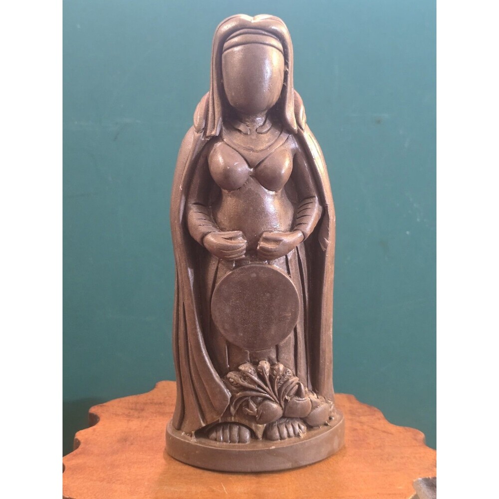 Danu Celtic Mother Goddess Resin Statue 7.5"x3.25"x2"